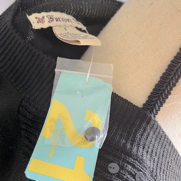 Forever 21 Sweater Dress / Vest - Picture 4 of 6